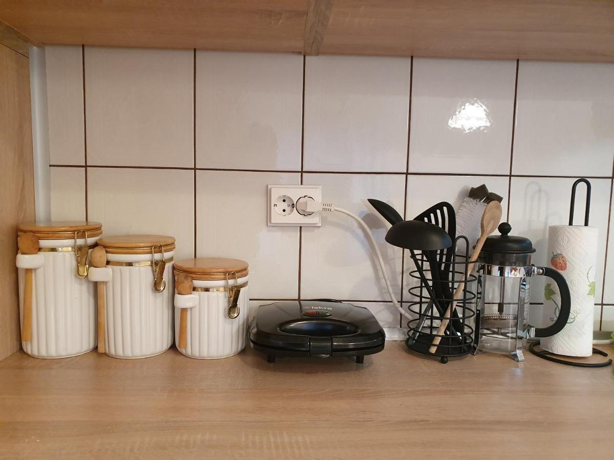 Apartma *