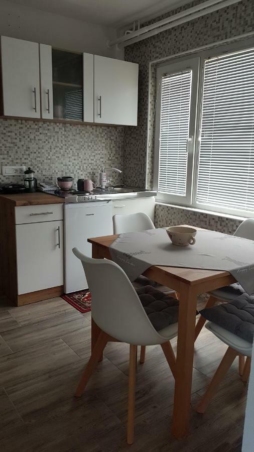 Apartment Apartma *